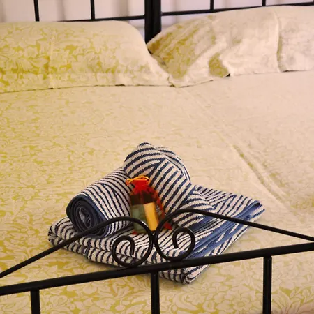 דירה Basilicata Host To Host - Rainbow מרינה די פיסטיצ'י